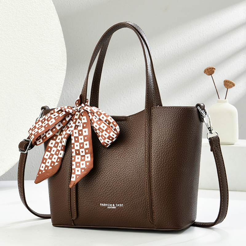 梅方箱包一鼎包业新款女包大容量手提单肩斜挎包AN8522