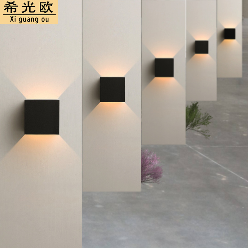Outdoor LED wall lamps, modern and simple villa courtyard upper and lower exterior wall lamps, plastic outdoor lighting fixtures Specification drawing