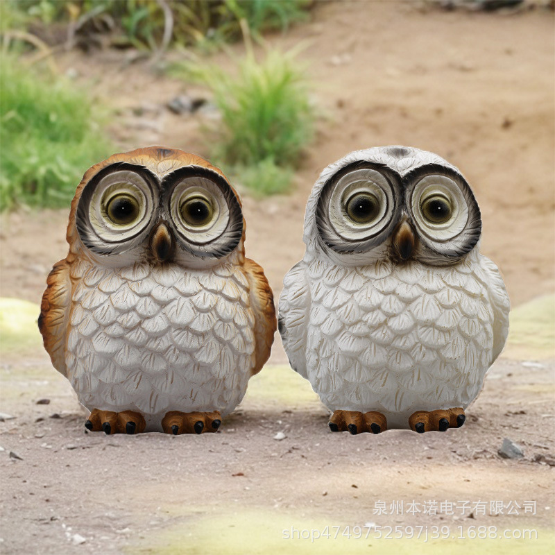 Amazon outdoor simulation owl animal statue ornament, resin solar garden lamp, garden decoration details Picture