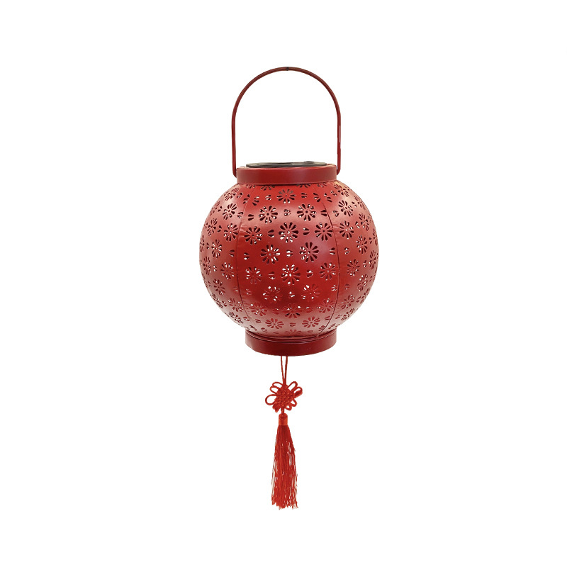 Wholesale solar metal carved red lanterns, ironwork hollowed-out projection lights, garden and courtyard landscape decorative hanging lights Application Scenario