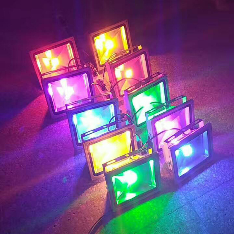 Outdoor led waterproof landscape greening tree lighting, color-changing seven-color spotlights, outdoor green tree lighting Application Scenario