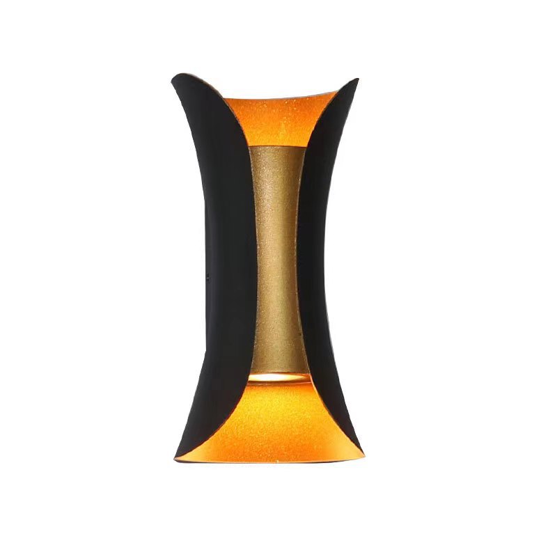 Cross-shaped circular led outdoor wall lamps, waterproof round ball lamps, double-head 4-head garden lamps, corridor, villa background wall, fence Application Scenario