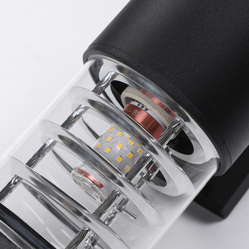 Outdoor wall lamp, double-head light-controlled sensor, outdoor waterproof, exterior wall, entrance light, terrace and courtyard light, round aluminum material Application Scenario