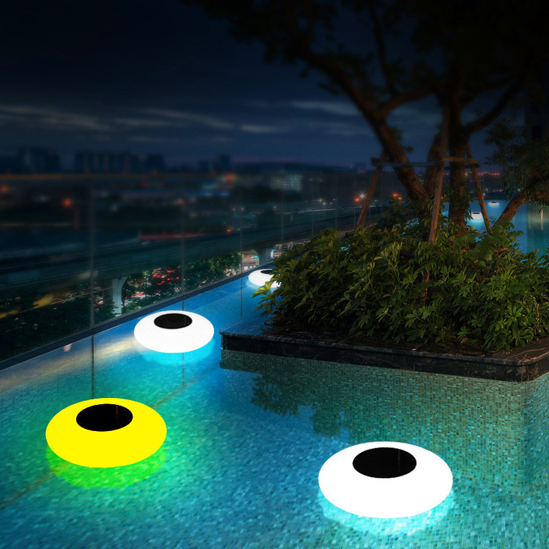 Cross-border bestsellers: Solar flying disc lights, villa swimming pool water surface floating lights, outdoor courtyard landscape circular lawn lights Application Scenario