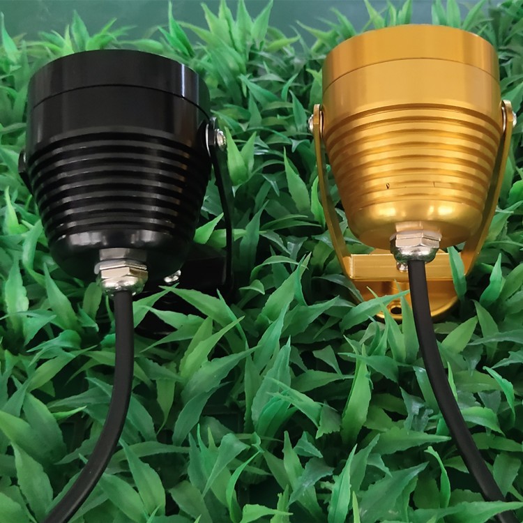 Outdoor waterproof cob focused 3W and 5W small spotlights, bedroom, villa, drum tower, lawn, courtyard, ground-mounted exposed led Application Scenario