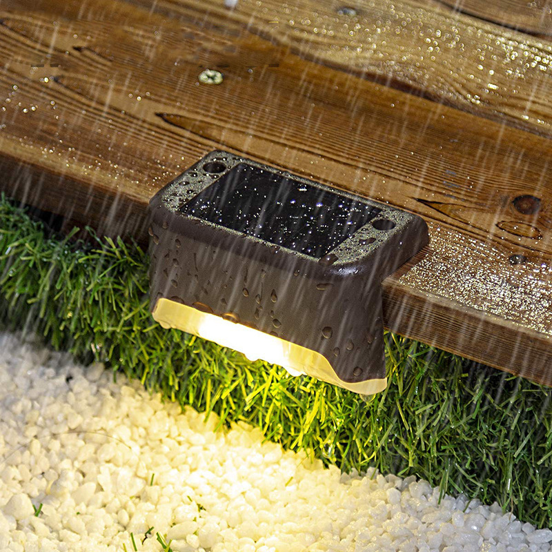 Cross-border solar step lights, corridor step lights, railing lights, fence lights, courtyard decoration LED guiding lights details Picture