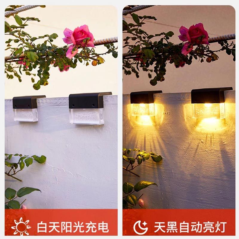 Solar-powered outdoor courtyard wall lamps, fence, garden railing decoration, balcony atmosphere, staircase, step, fence lamps Item Picture