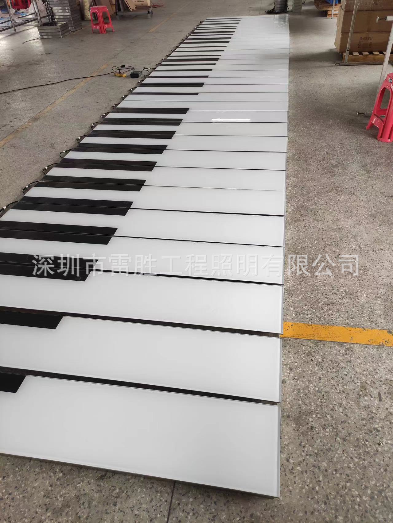 Piano floor tile light manufacturer for outdoor lighting of the ground Application Scenario