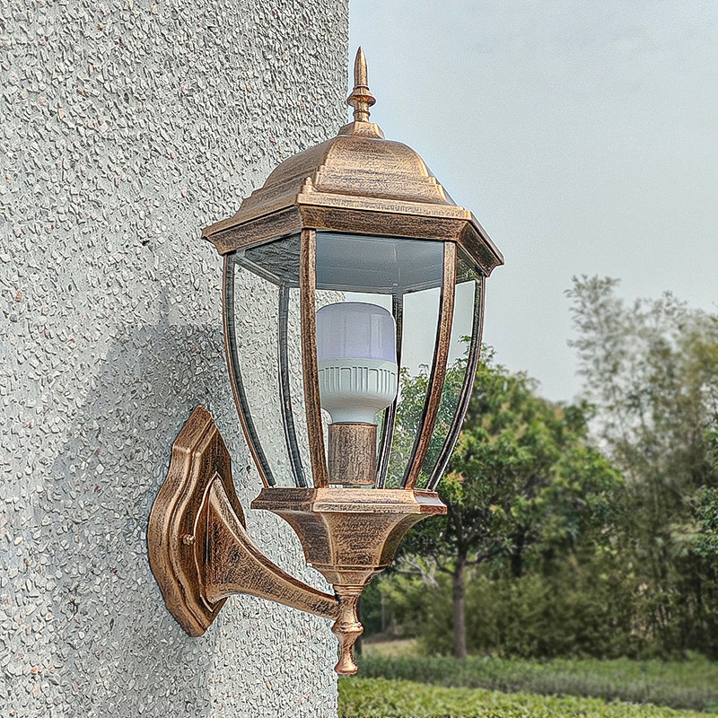 Outdoor wall lamps, waterproof garden lamps, European-style outdoor villa aluminum alloy staircase, corridor, American retro wall lamps details Picture