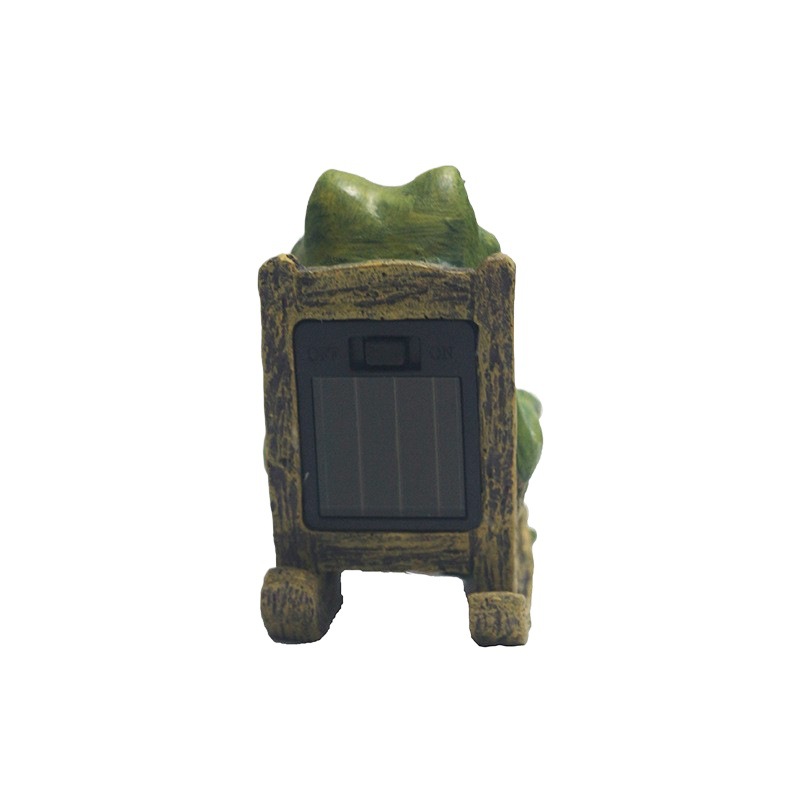 Douyin's best-selling outdoor courtyard, balcony, garden decoration, window sill ornaments, yard decoration, waterproof creative solar green Item Picture