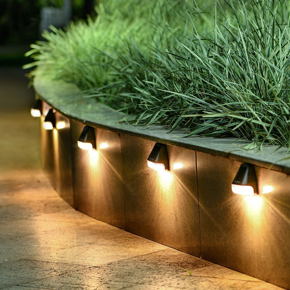 Cross-border solar wall lamps, outdoor rainproof courtyard and garden decoration, staircase and step lights, fence and fence LED wall lamps full figure
