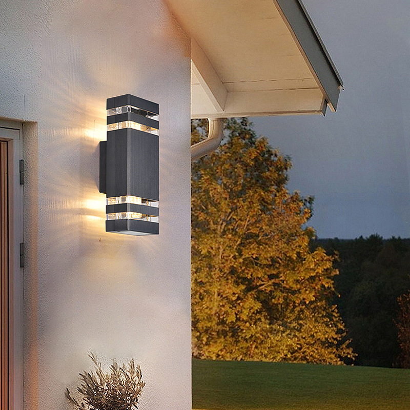 Outdoor wall lamps, led waterproof spotlights, aluminum square up and down corridors, staircases, exterior walls, door columns, hotel outdoor courtyard lamps Application Scenario
