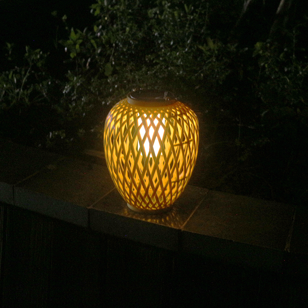 Cross-border solar-powered bamboo weaving lanterns, new Chinese-style chandeliers, courtyard solar lamps, rattan weaving lamps, garden decorative lamps Application Scenario