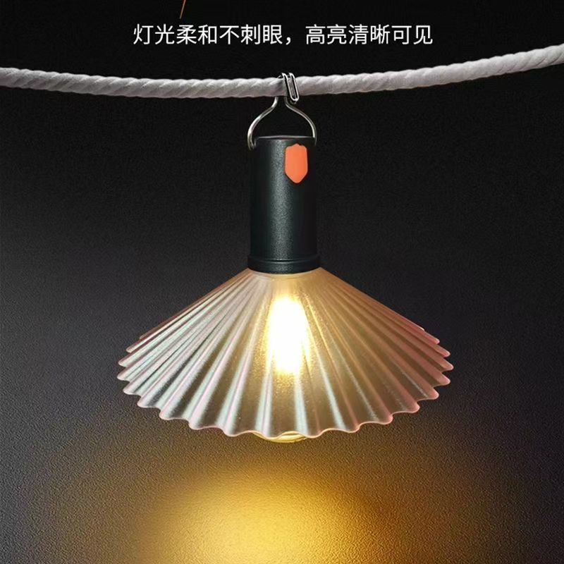 Camping retro outdoor lighting tent, ultra-long battery life, camping atmosphere canopy, rechargeable lighting lamp Application Scenario