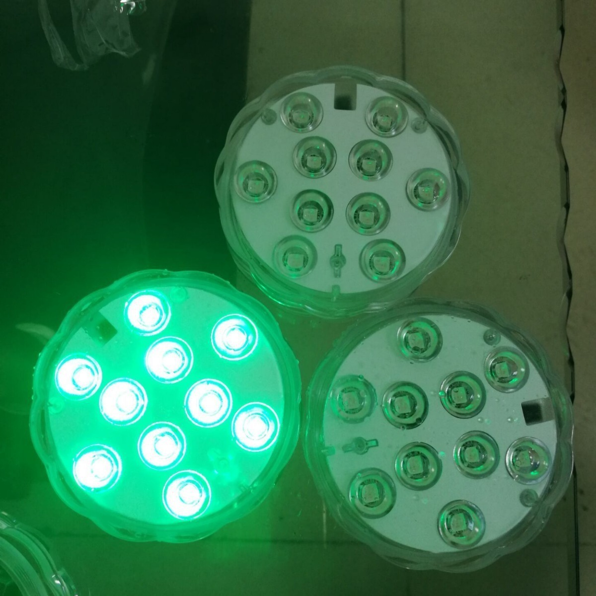 Remote control diving light, 21-key underwater light, fish tank light, waterproof knob light, vase light, swimming pool light, seven-color garden light details Picture
