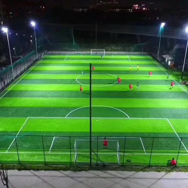 Factory direct sales of outdoor waterproof square basketball court, gymnasium, football field, port medium pole lights, solar sports field lights details Picture