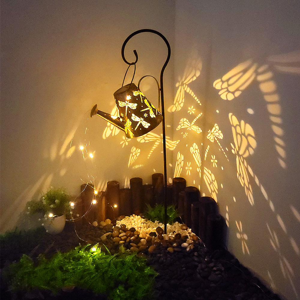Cross-border new products: large iron water bottle, lawn light, courtyard garden light, landscape light, flowing water dragonfly, cartoon projection light Specification drawing