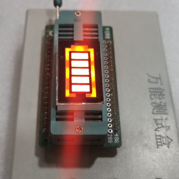 The five-cell battery charging power is displayed in red light on the 3118AS common cathode /BS common anode digital tube, with the five-cell power in red light details Picture