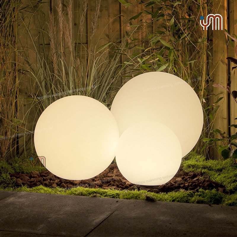 Outdoor solar waterproof luminous spherical lights, sales office landscape lighting spherical lights, villa courtyard ground lawn lights full figure