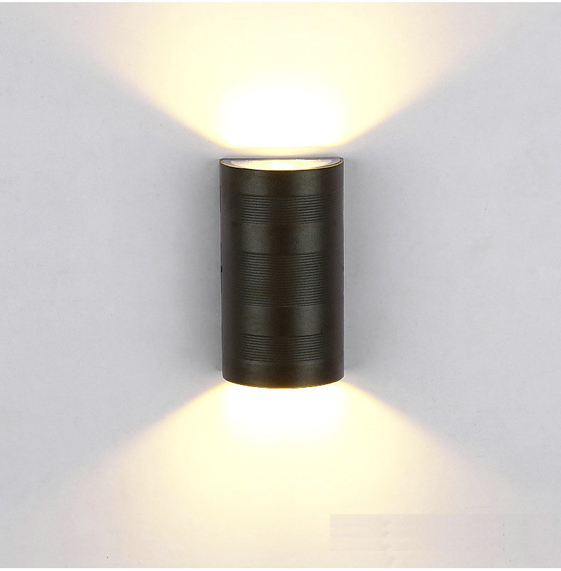 Factory direct sales: 6W LED square top and bottom lighting decorative wall lamp L160, dual-lighting corridor entrance courtyard waterproof wall lamp JL310 Application Scenario