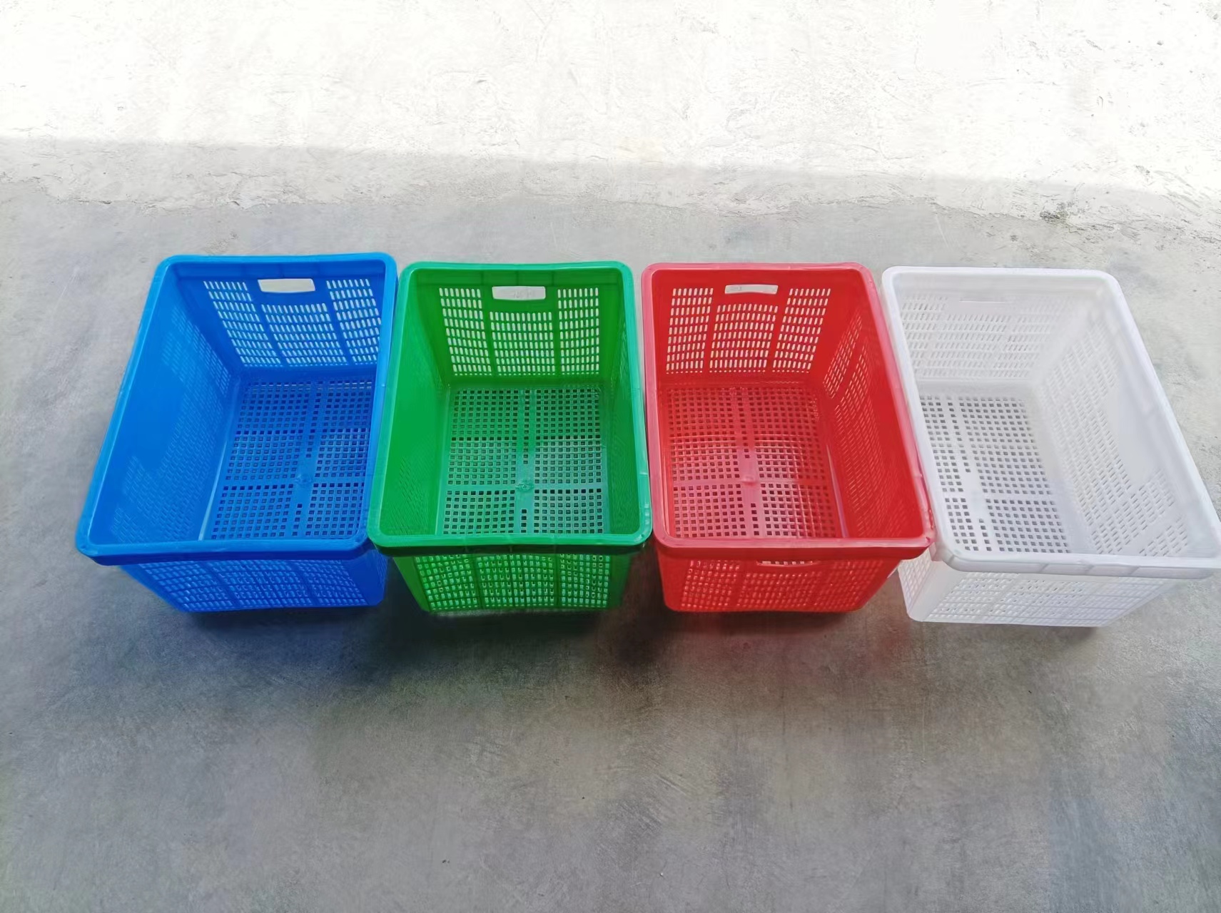  冷库错位塑料筐食品鲜肉周转筐屠宰场用冷冻肉盆运输猪肉冷鲜肉筐