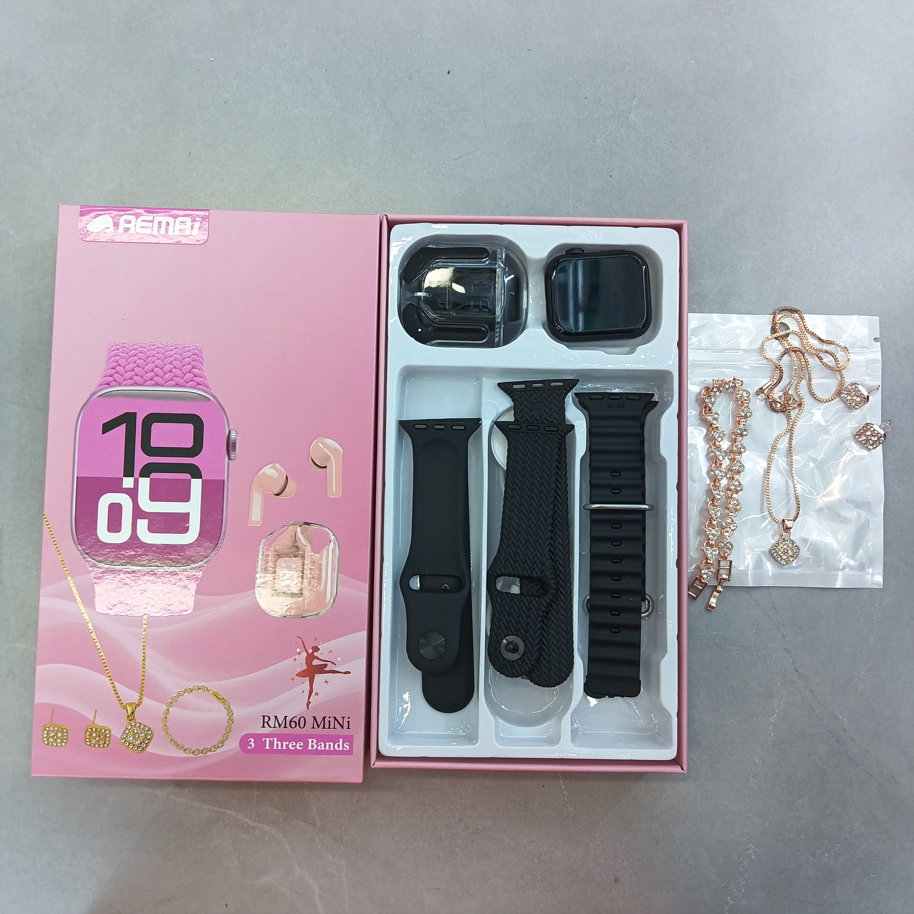 Smartwatch for outdoor sports, Bluetooth call, high-definition large screen, heart rate detection, sports watch RM60mini details Picture