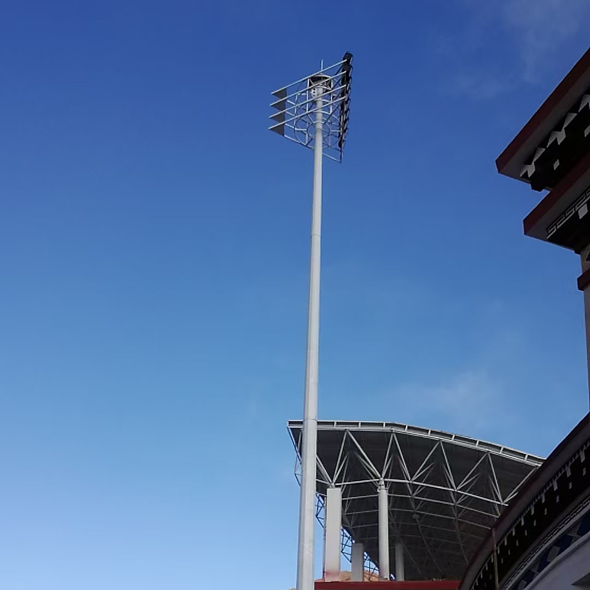 25-meter high mast light square lighting stadium high-brightness lighting 20-25 meter led lifting ball square high mast light details Picture