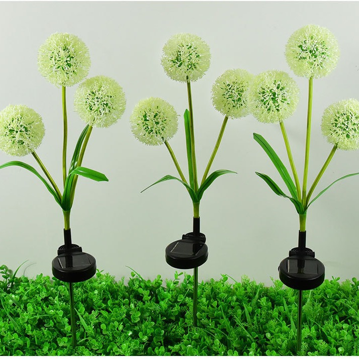 New outdoor solar-powered dandelion and scallion round ball lamp for landscape green plants, courtyard garden, balcony decoration and atmosphere Application Scenario
