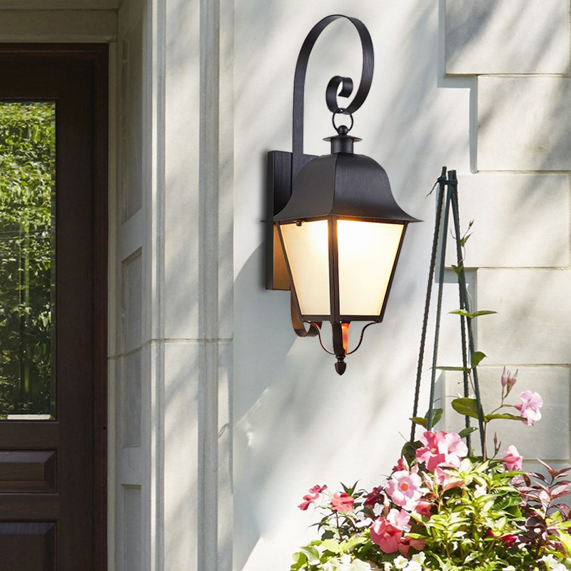 Cross-border retro outdoor wall lamps, waterproof garden lamps, outdoor garden lamps, villa exterior walls, balconies, European-style staircase wall lamps Specification drawing