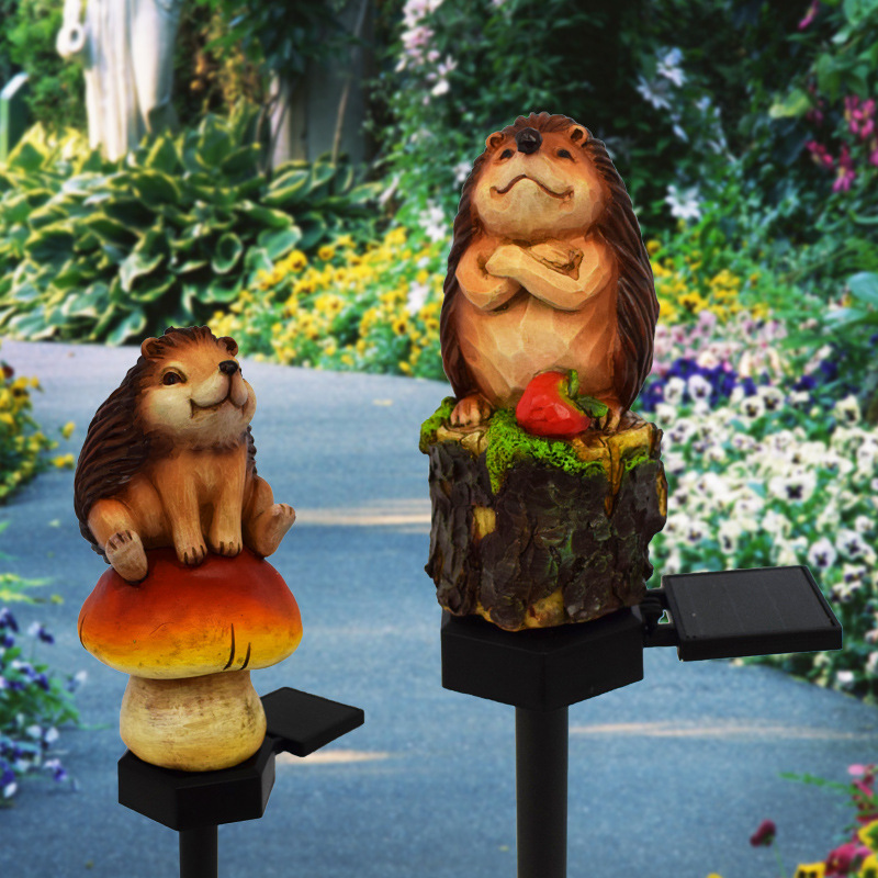 Amazon's new courtyard waterproof solar lamp resin hedgehog lawn ground plug outdoor garden landscape decorative lamp Specification drawing