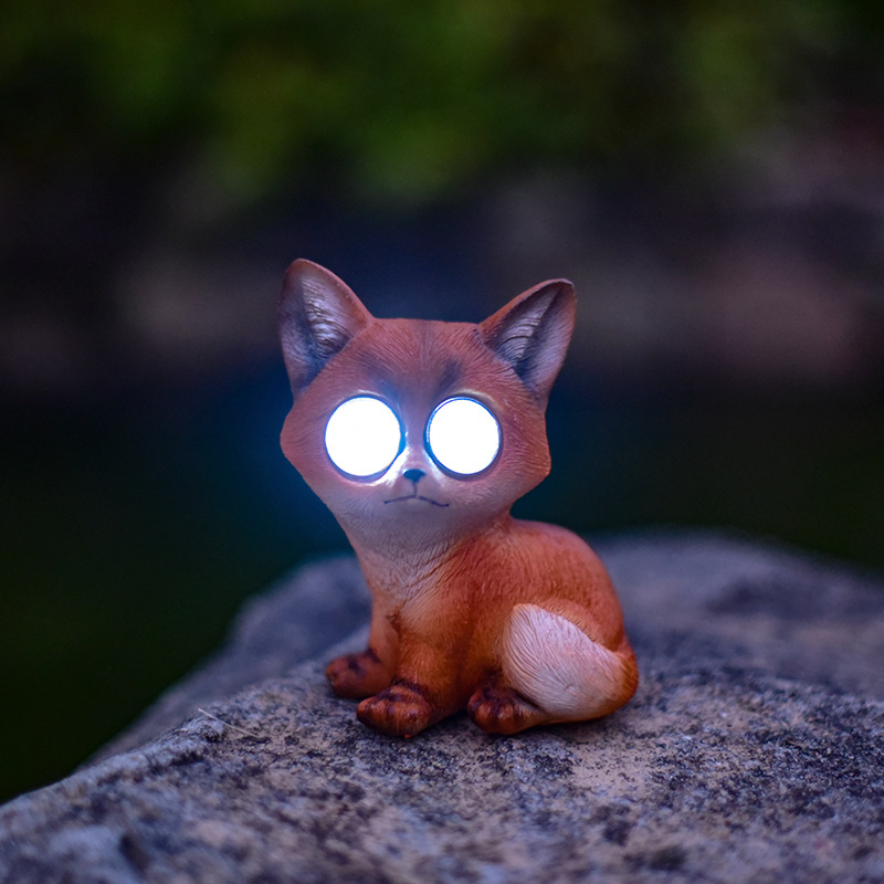 Outdoor solar-powered statue, little fox ornament, American-style outdoor garden simulation animal resin decorative garden ornament Specification drawing