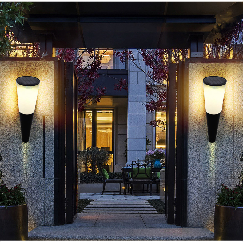 The new Amazom solar wall lamp torch lamp is an outdoor RGB landscape decoration garden outdoor wall lamp with dual colors details Picture