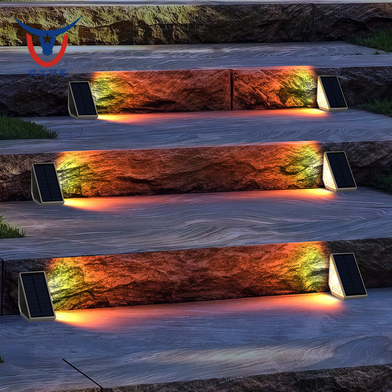Wholesale of induction solar step lights, waterproof step lights, stair treads, balcony and garden solar corner lights details Picture