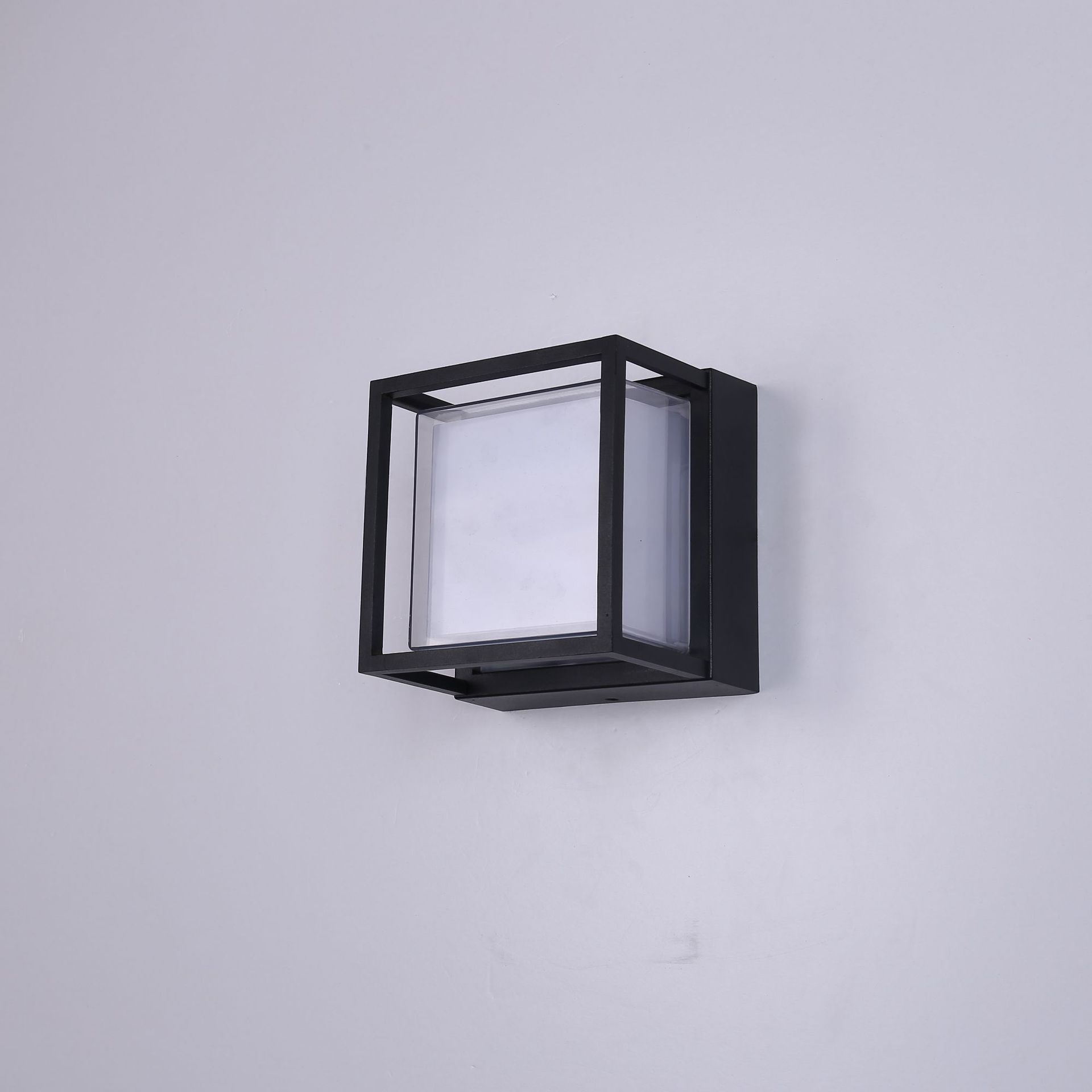 Cross-border Tuya Graffiti Smart Outdoor Decorative Wall Lamp Adjustable color-changing Ambient Light RGBWWCW Waterproof Wall lamp Item Picture