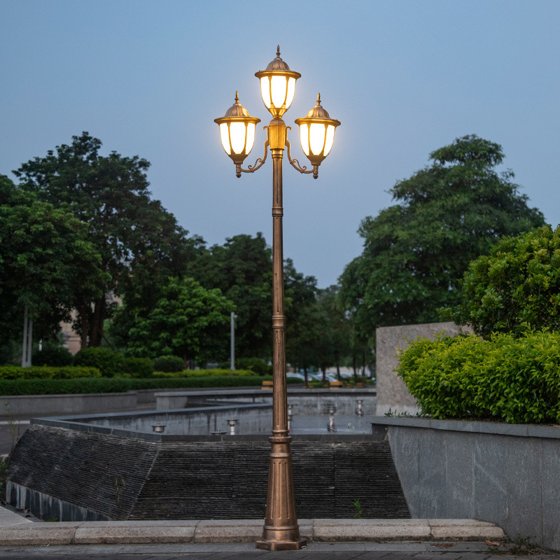 Modern courtyard high-pole lamps, European-style floor lamps, lawn outdoor garden lamps, villa community public road lamps, waterproof landscape lamps details Picture