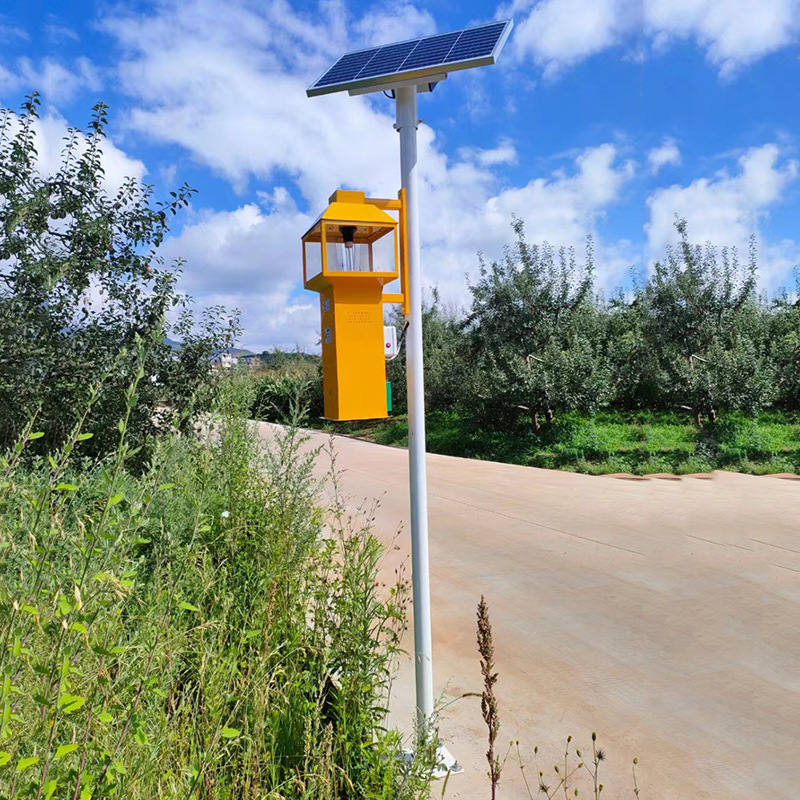 Outdoor mosquito-killing agricultural solar-powered insecticidal lamp, intelligent light-controlled mosquito-catching and suction-type insecticidal lamp head for livestock farms and orchards Specification drawing