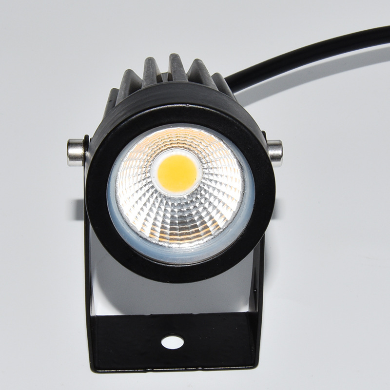 Wholesale of 220V waterproof outdoor 3W cob seven-color tree lighting lamps and aluminum ground insertion lamps for cross-border purchase Application Scenario