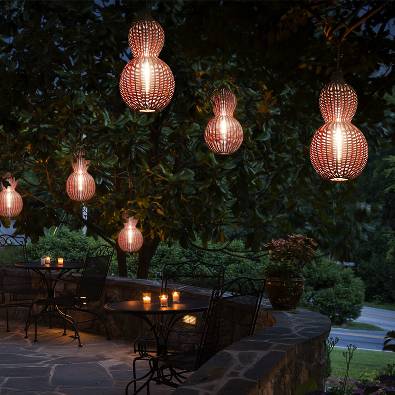 Chinese-style courtyard lamps, villa yard garden waterproof outdoor chandeliers, terrace eaves decorative gourds, landscape hanging tree lamps Application Scenario