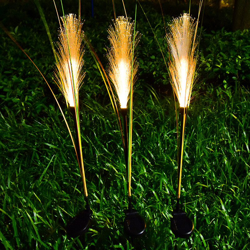 Fiber optic reed lamps, outdoor solar led waterproof lawn lamps, landscape lamps, courtyard and garden decorative lamps, and reed lamps Application Scenario