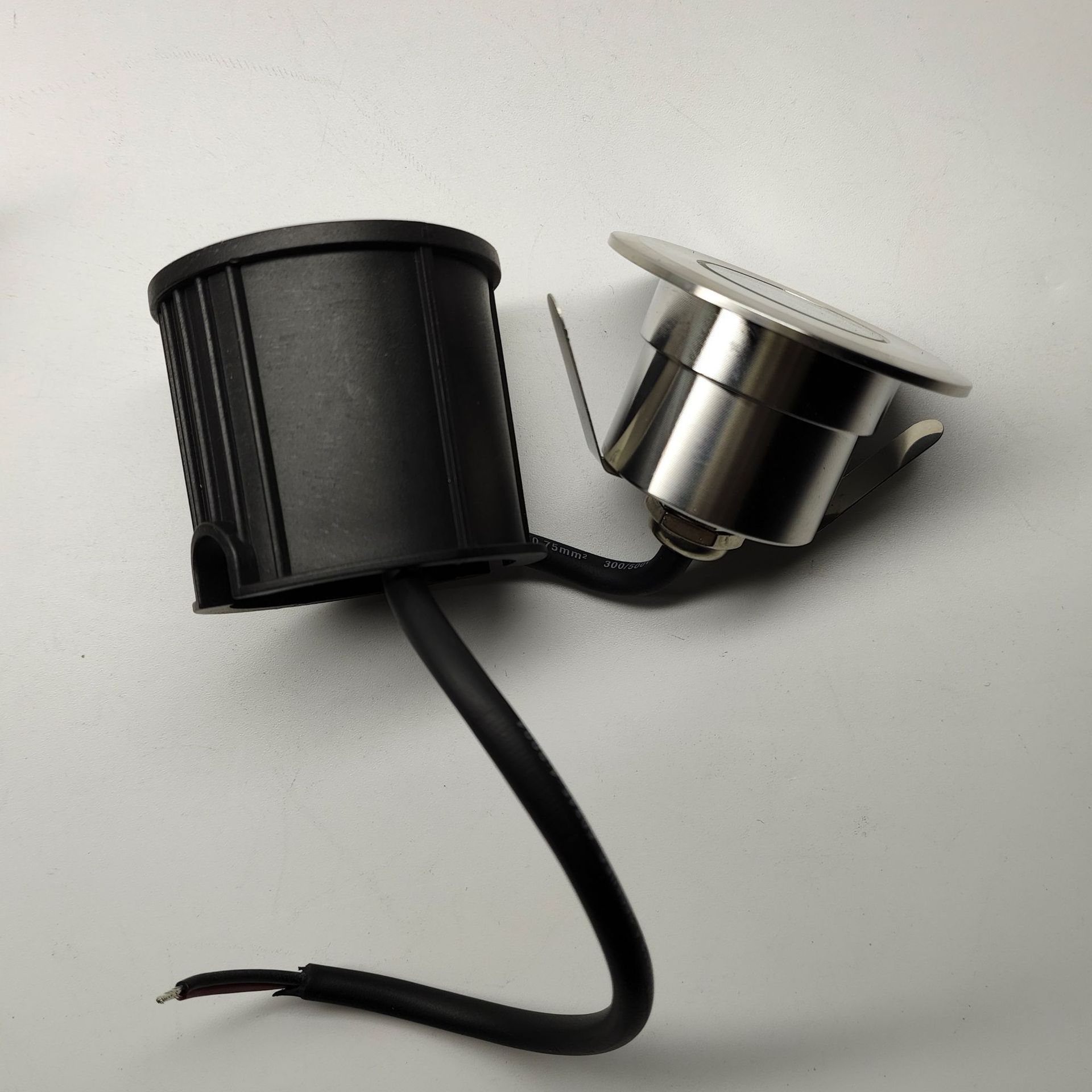 IP68 stainless steel underwater ground lamp, outdoor waterproof LED ground lamp, ultra-short and ultra-thin anti-glare high color rendering index ground lamp Application Scenario