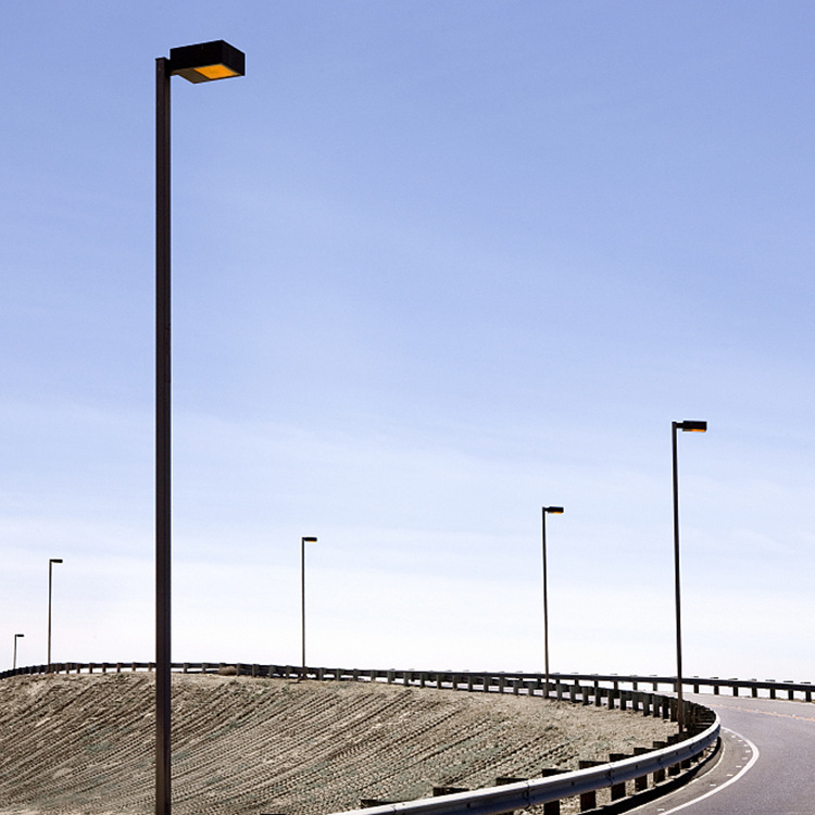 Double-headed high-pole court lights, 6-meter and 8-meter pole basketball court, badminton square, street, community and parking lot medium pole lights details Picture