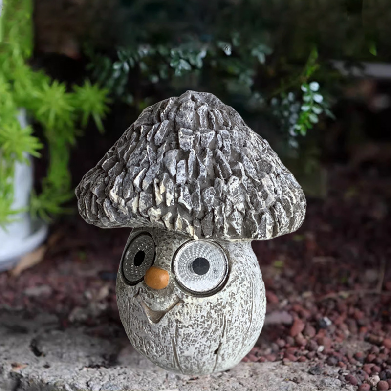 Solar-powered owl lights, mushroom outdoor courtyard lights, villa garden landscape decorative lights, waterproof lawn night lights details Picture