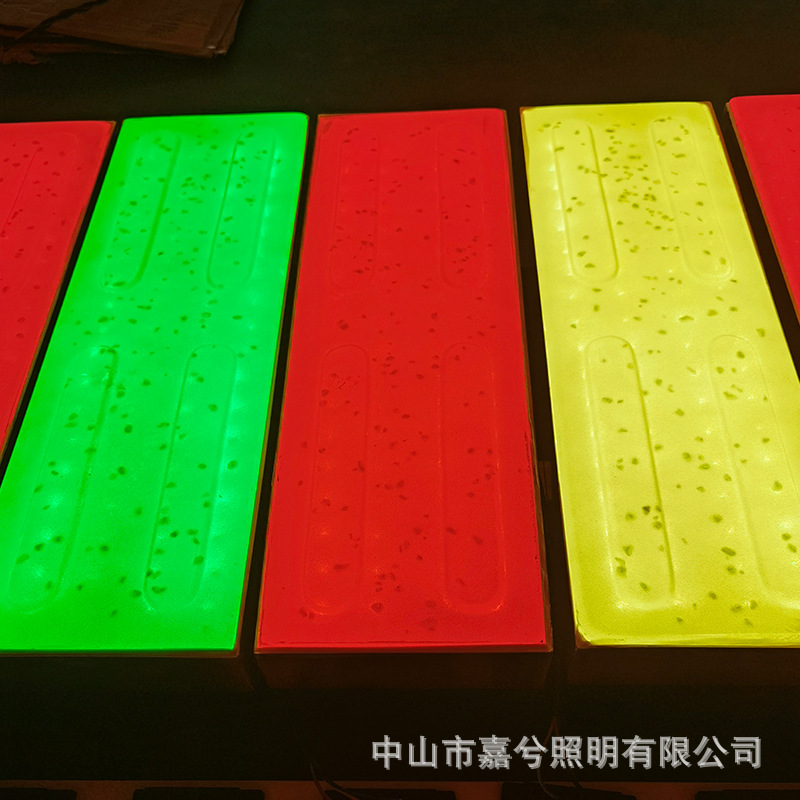 Zebra crossing luminous floor lights, LED pressure-resistant pedestrian traffic signal lights, smart zebra crossing waterproofing details Picture