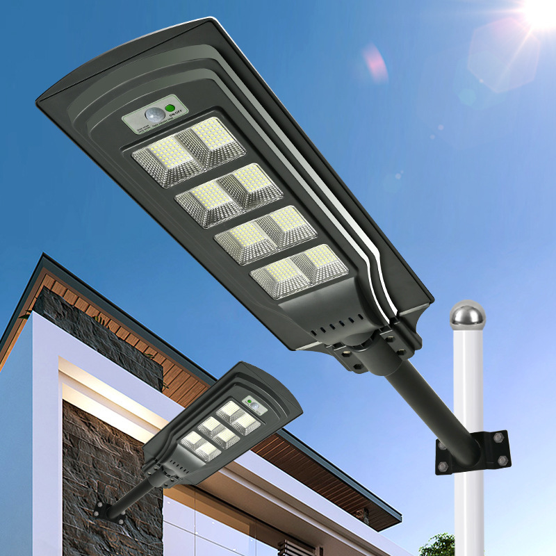 Outdoor solar courtyard street lamps, integrated floodlights, human body sensor LED lights, new rural Zhongshan source full figure