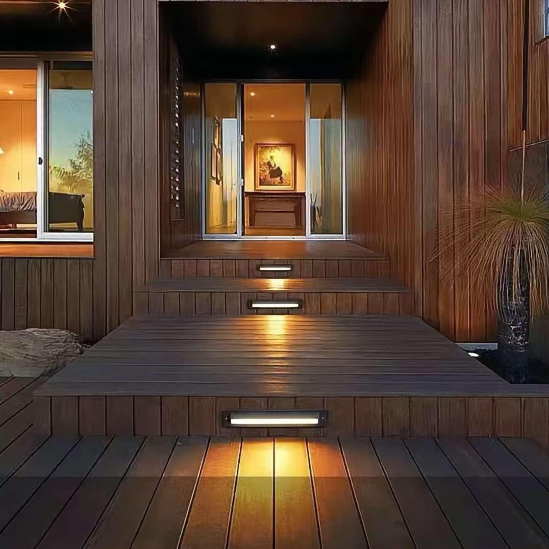 Outdoor waterproof step lights, treads, floor lights, embedded IP5 square and park corner lights, horizontal night lights Application Scenario