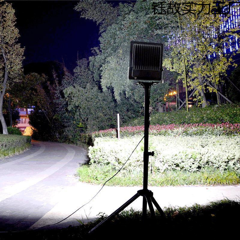 Mobile work light, night construction light, stand, floor-standing spotlight, outdoor tripod lighting, plug-in searchlight, convenient full figure