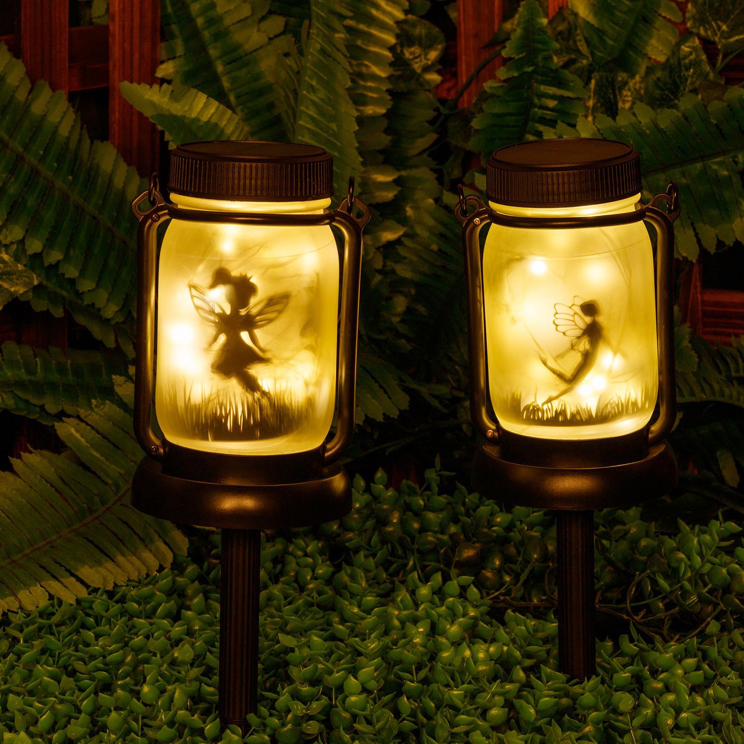 Solar Mason bottle light, LED fairy color light, outdoor garden lawn light, ground socket fairy Mason bottle light Application Scenario