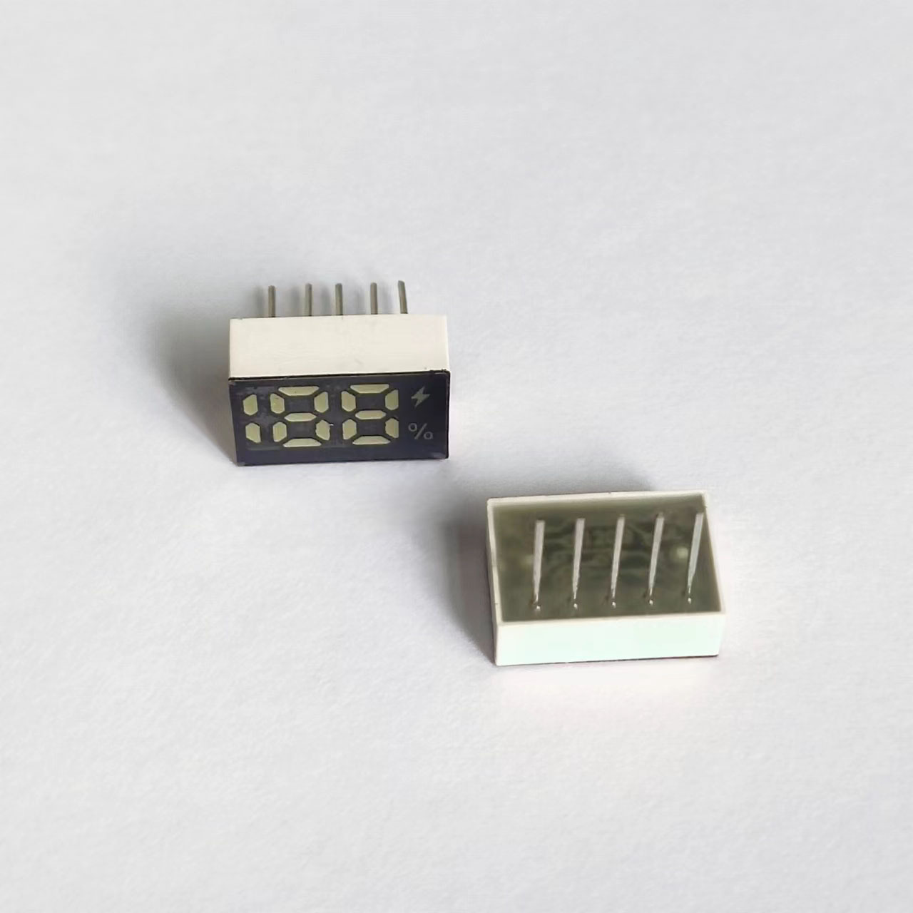 188 digital tube, 188 lightning percentage display digital screen, high-brightness white and green dual-color single-row 5-pin digital tube details Picture