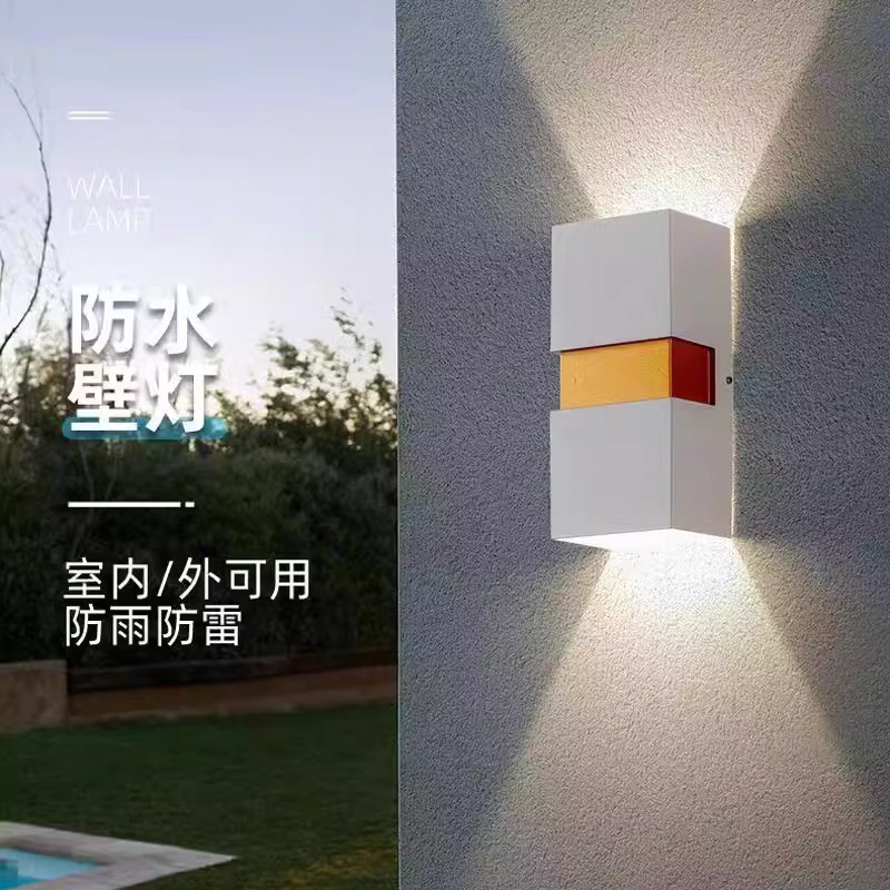 Cross-border wall lamps, waterproof outdoor exterior wall lamps, led garden lamps, double-head top and bottom illuminated, antique column spotlights, wall-washing lamps details Picture