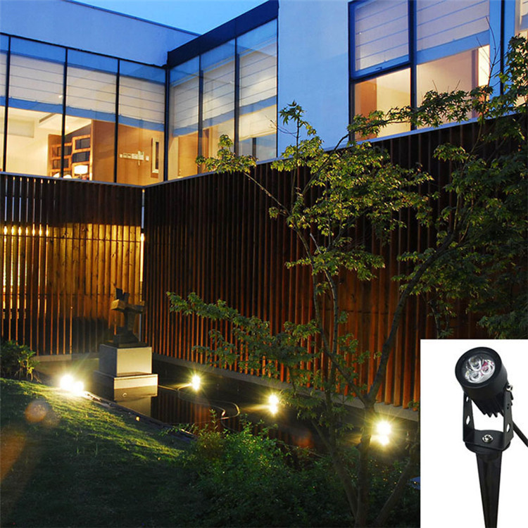 LED mini lawn and courtyard lights, floor-standing outdoor waterproof lights, garden grassland floodlights, villa tree illumination lights Application Scenario